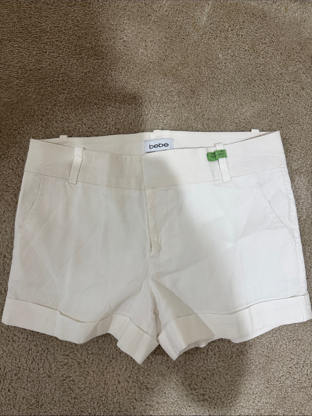 bebe White Cuffed Tailored Women's Shorts